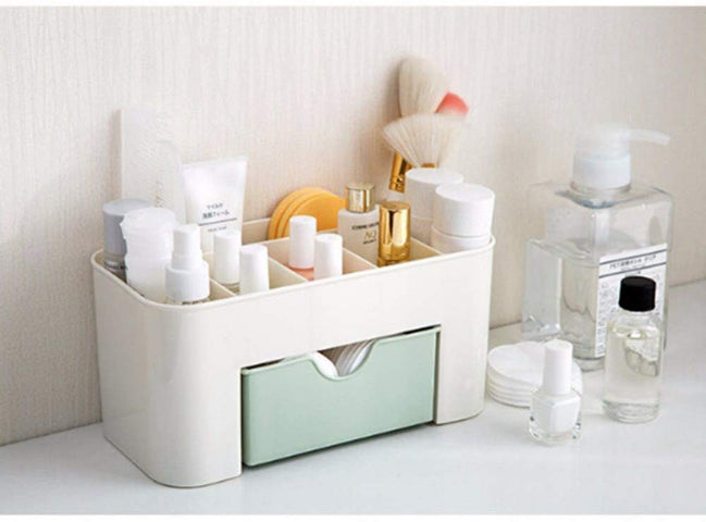 Make Up cuttlery Box for girls